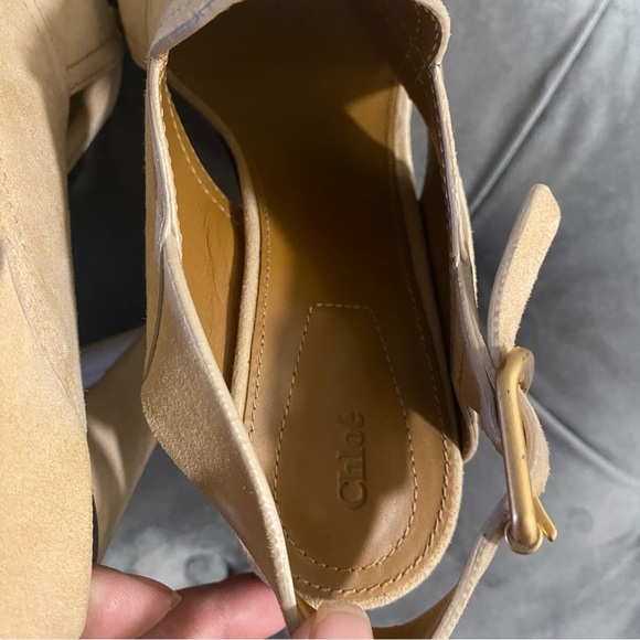 Like New CHLOE MISCHA Crisscross Suede Slingback 100mm
Sandals Size 36.5 - Picture 9 of 11